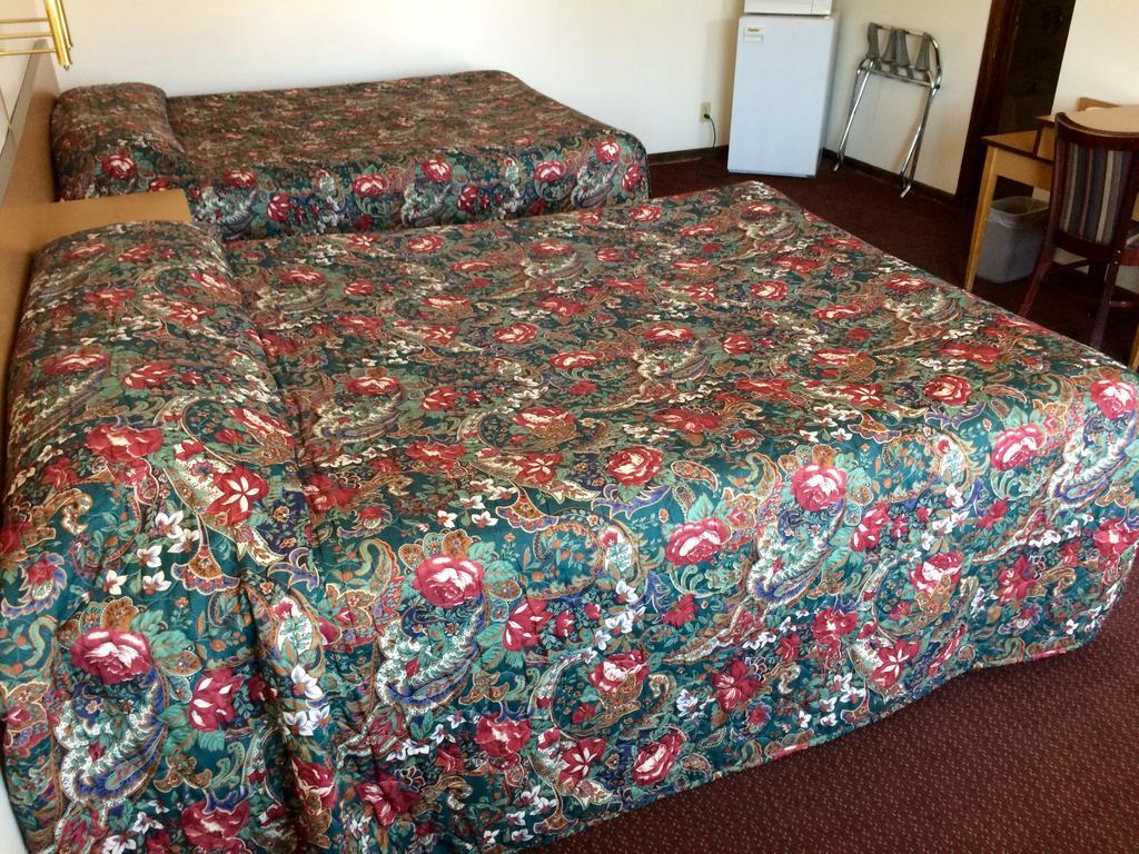 Greenway Motel Redmond Bagian luar foto